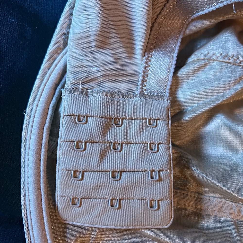 Chantelle Underwire Bra - image 4